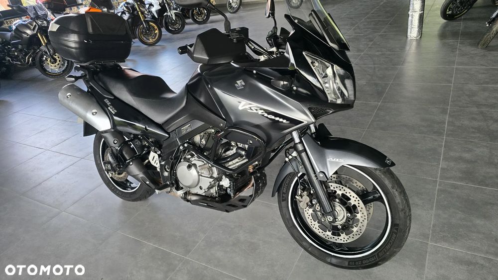 Suzuki V-STROM - 24