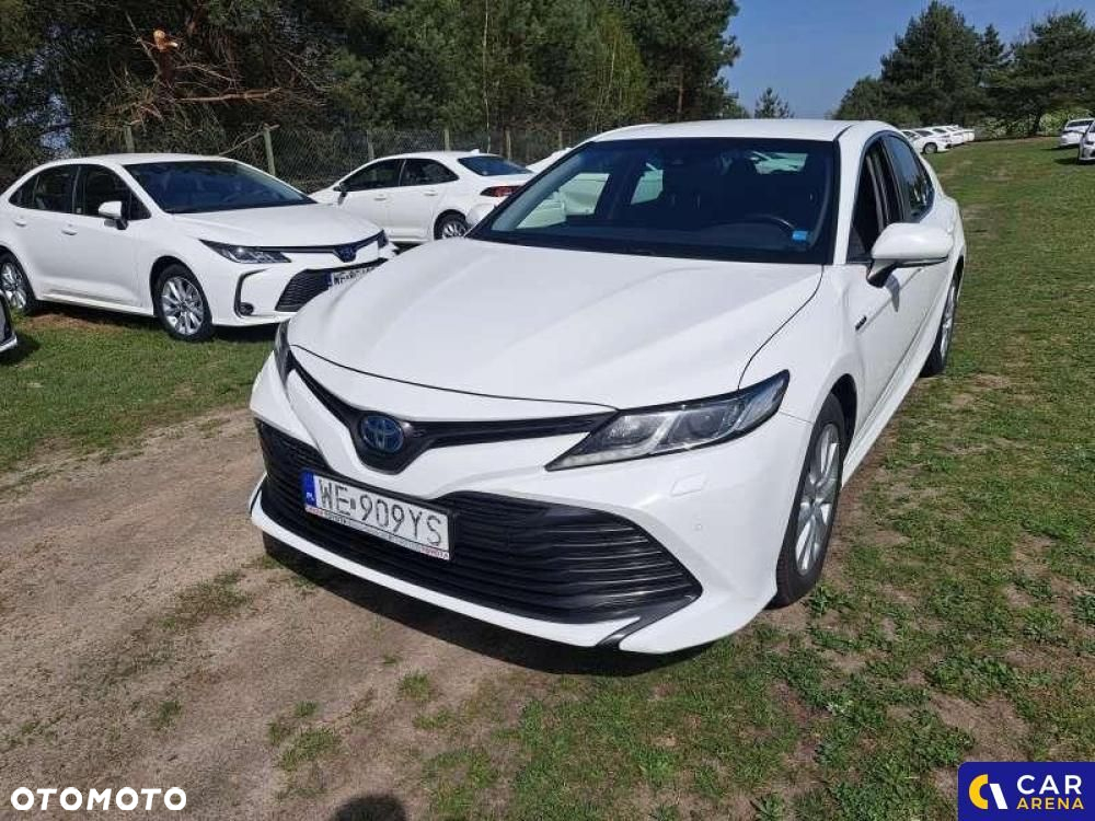 Toyota Camry - 3