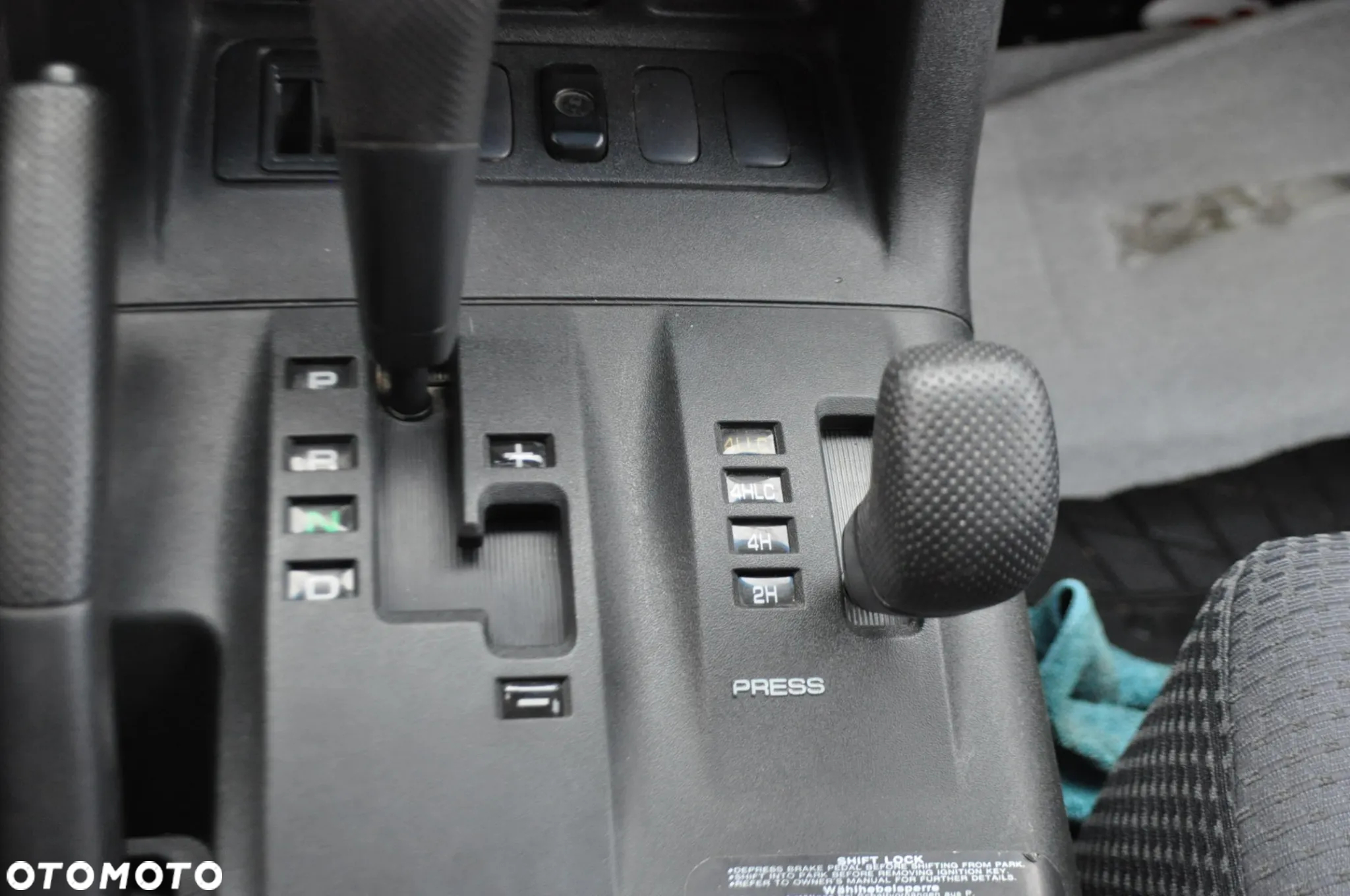 Mitsubishi Pajero 3.2 DID Instyle DAKAR - 14