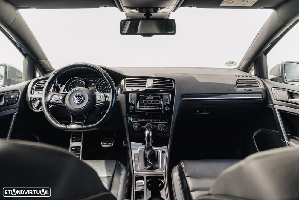 VW Golf 2.0 TSI R DSG - 36