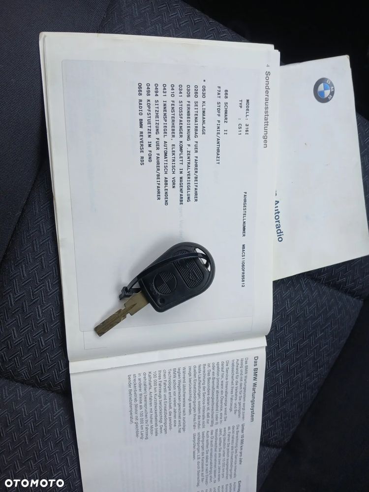 BMW Seria 3 316i - 27