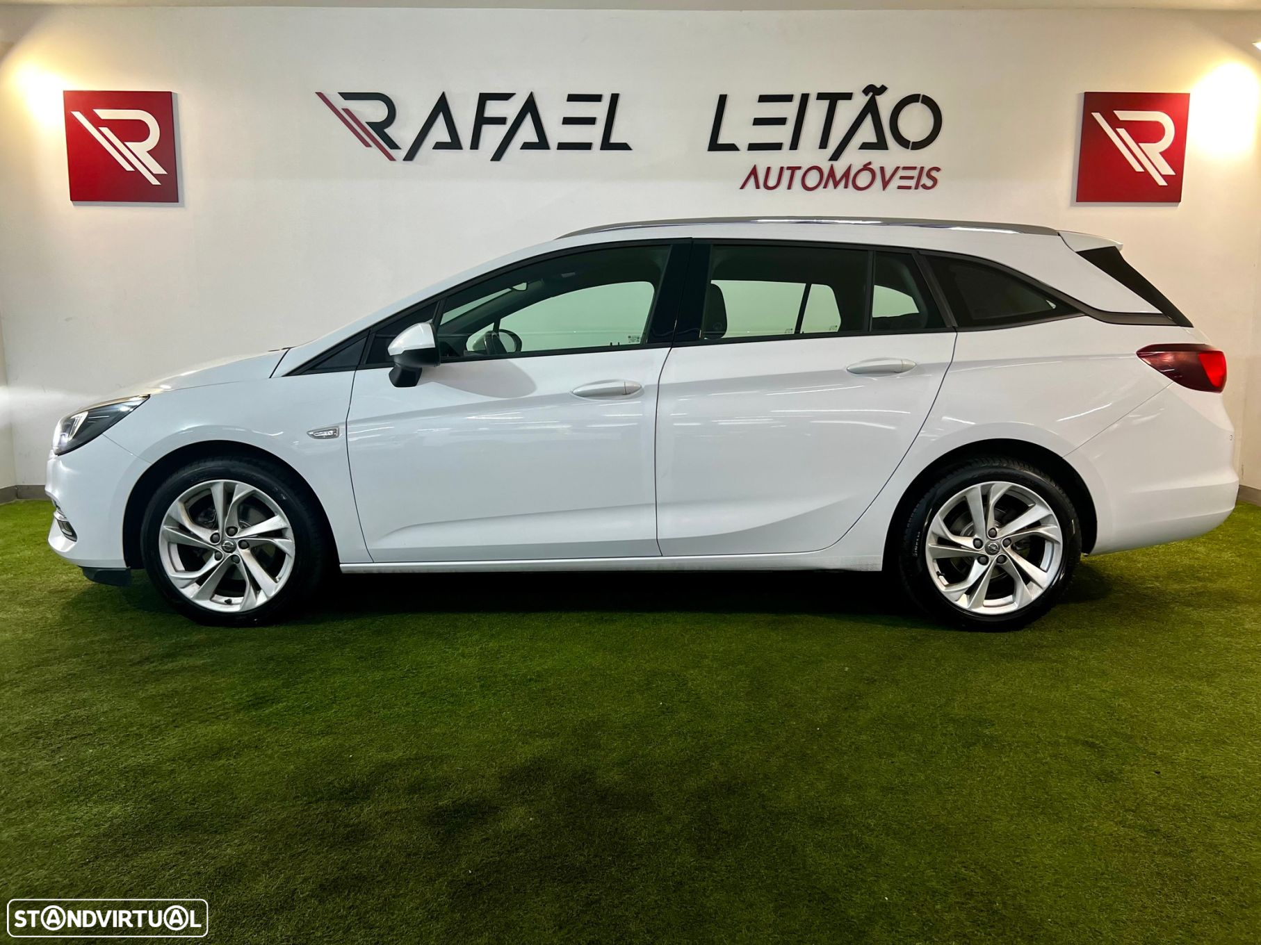Opel Astra Sports Tourer 1.5 D Design & Tech S/S - 9