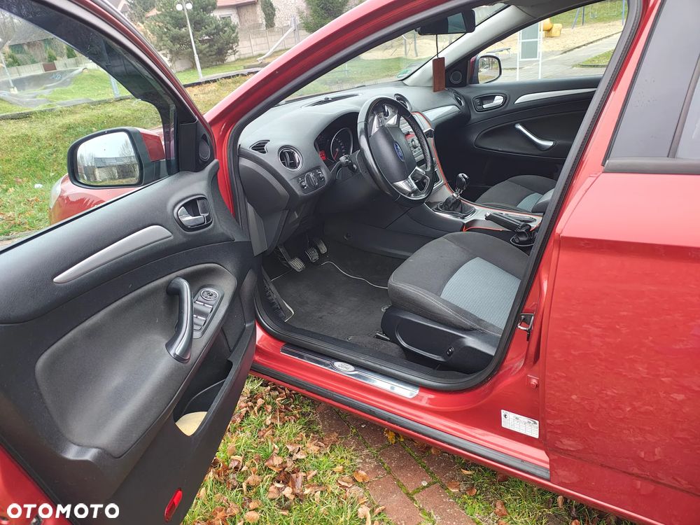 Ford Mondeo 2.0 TDCi Ambiente - 7