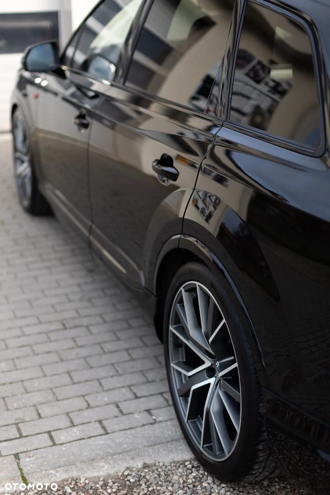 Audi SQ7 - 14