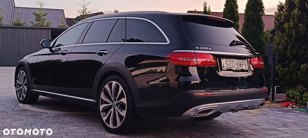 Mercedes-Benz Klasa E 220 d 4-Matic All-Terrain - 7