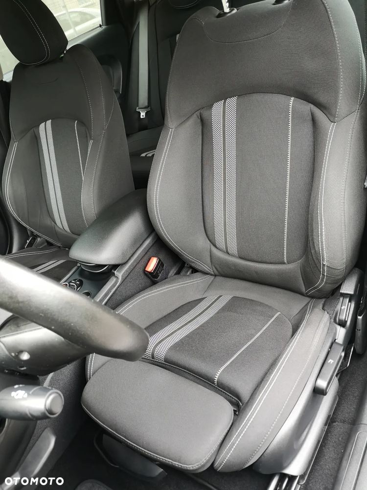 MINI Clubman Cooper SD ALL4 - 23