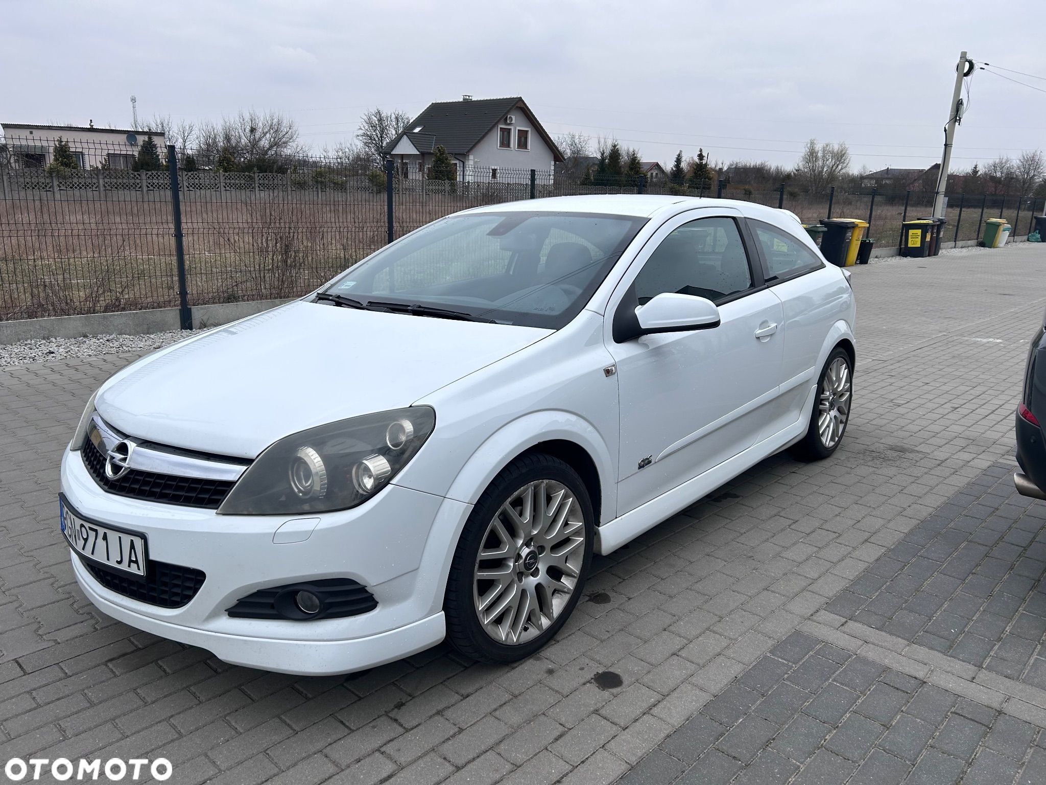 Opel Astra III GTC 1.7 CDTI Sport - 1