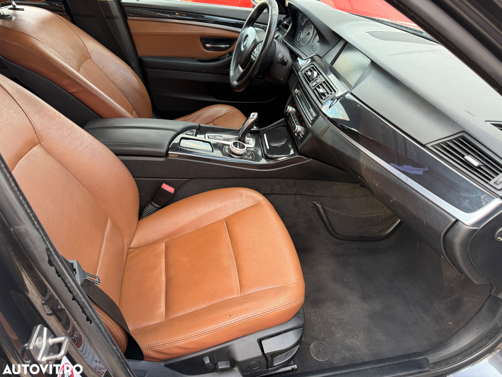 BMW Seria 5 520d Aut. BluePerformance - 4