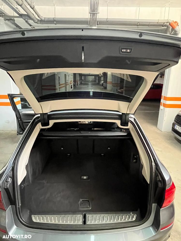 BMW Seria 5 520d Touring Aut. Luxury Line - 9