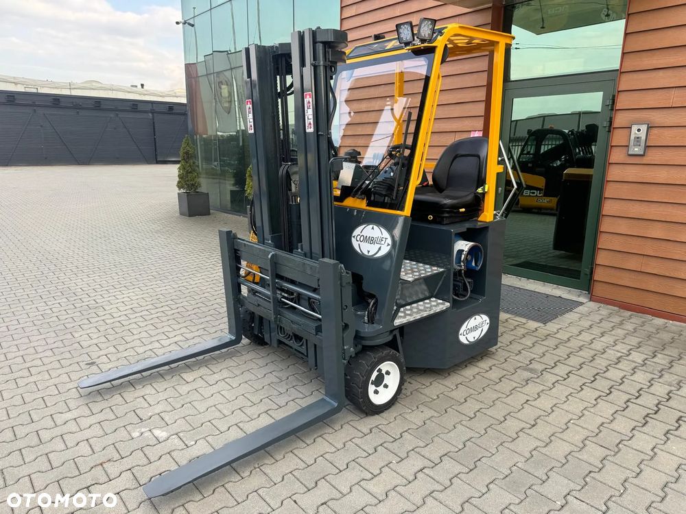 Combilift CB3000 // LPG // 6766 godzin !!! Duży wybór Combiliftów