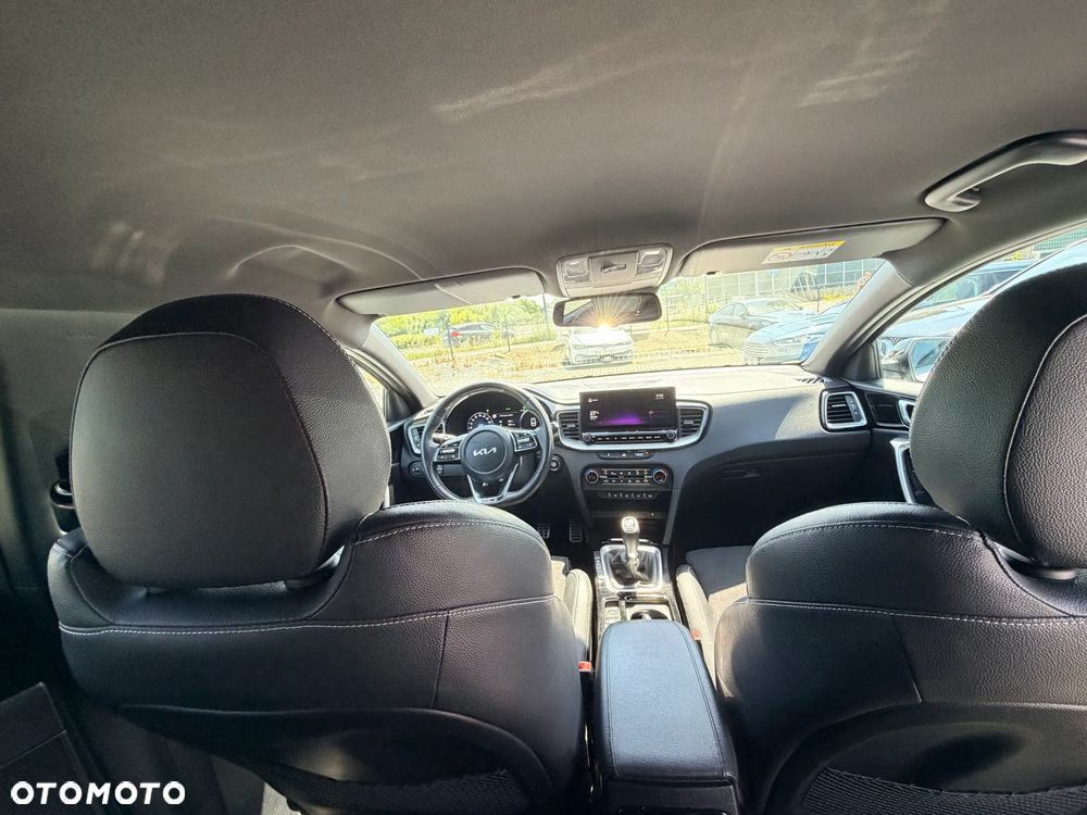 Kia ProCeed 1.5 T-GDI GT Line - 19