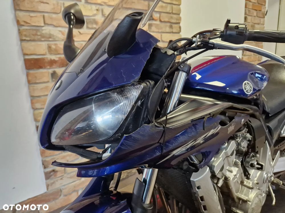 Yamaha FZS - 18