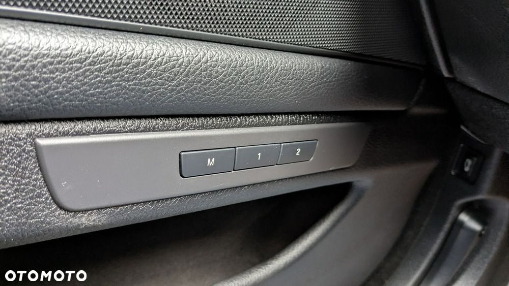 BMW Seria 5 - 35