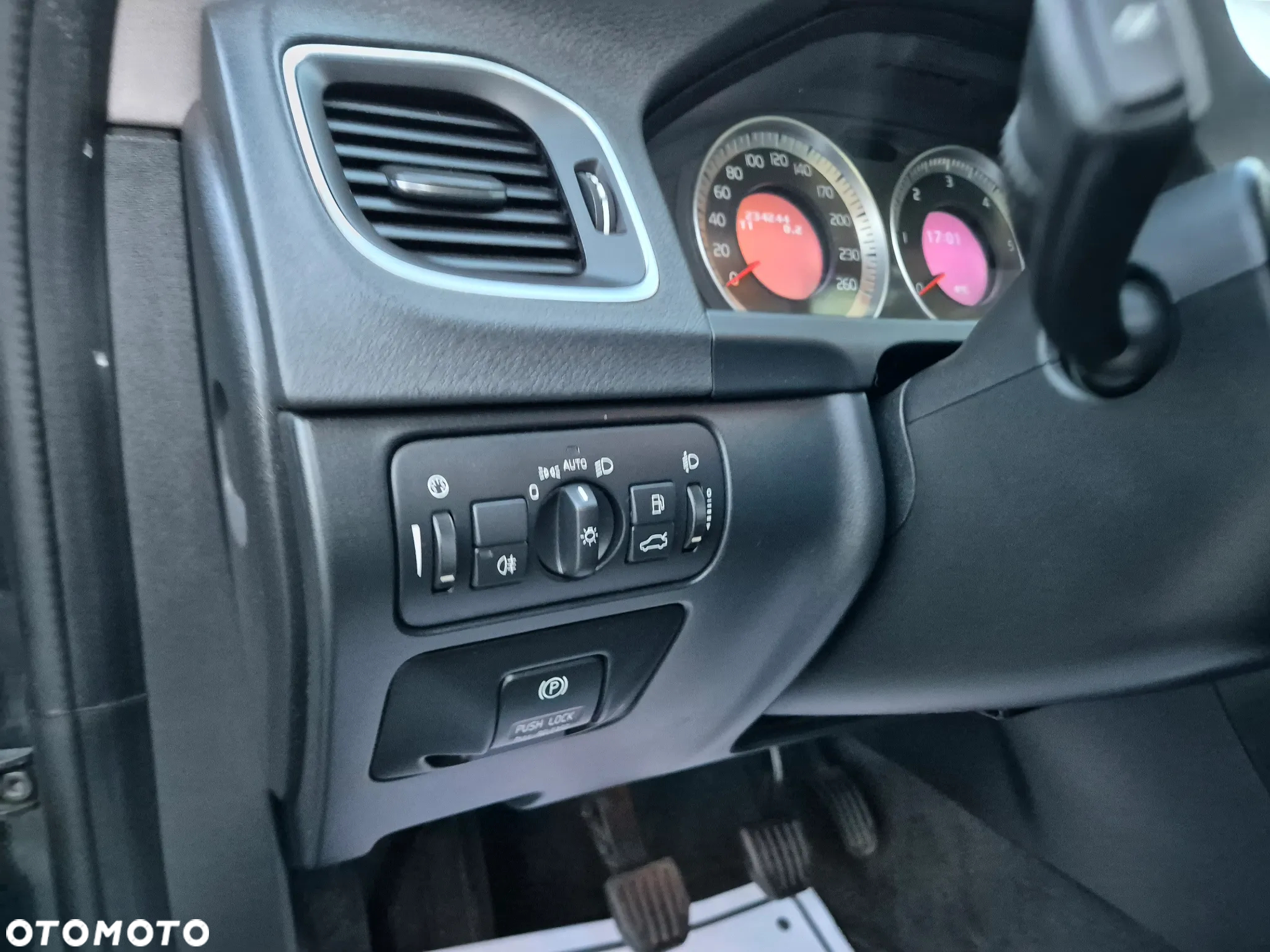 Volvo S60 D4 Momentum - 22
