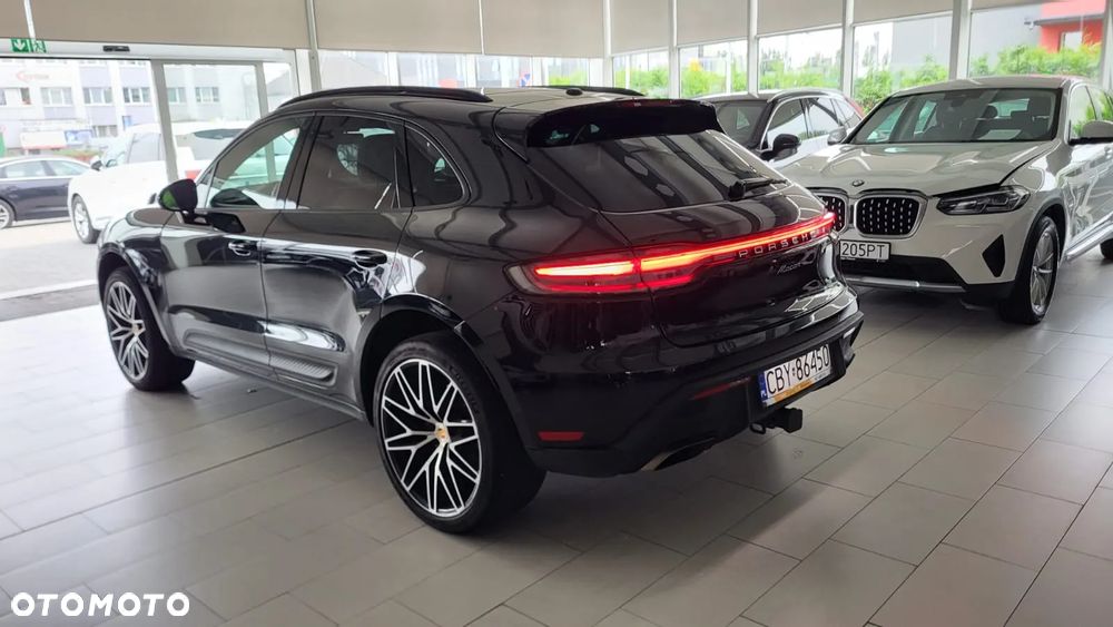 Porsche Macan - 2