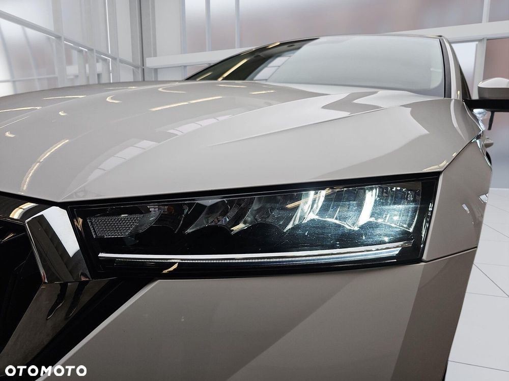 Skoda Octavia 2.0 TDI Ambition DSG - 33