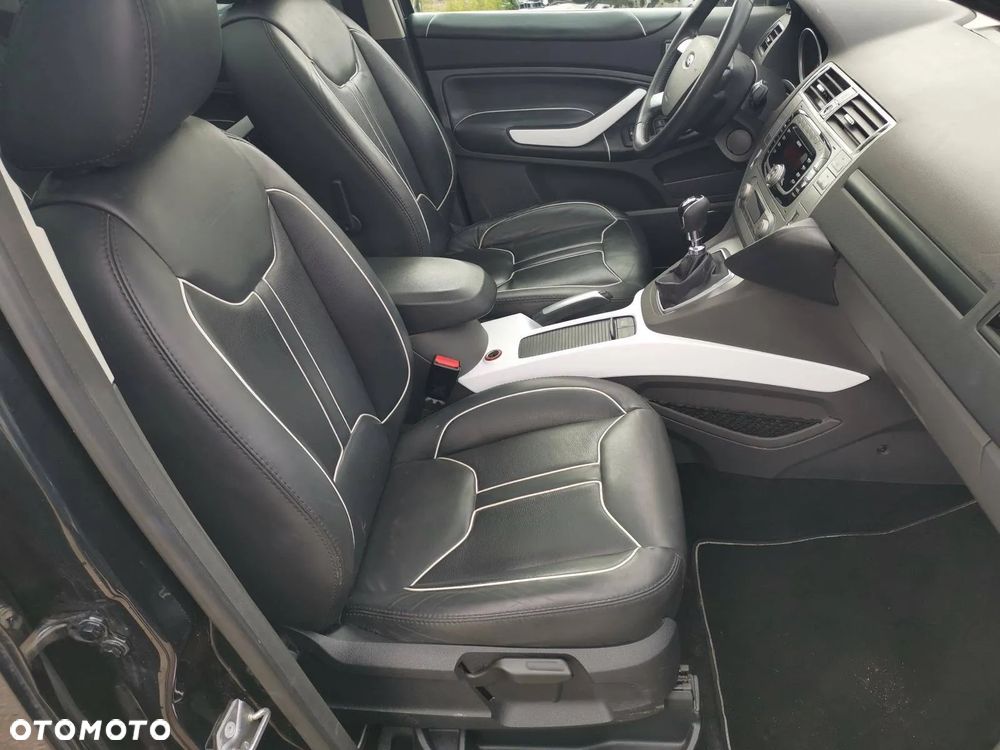 Ford Kuga 2.0 TDCi 4x4 Individual - 7