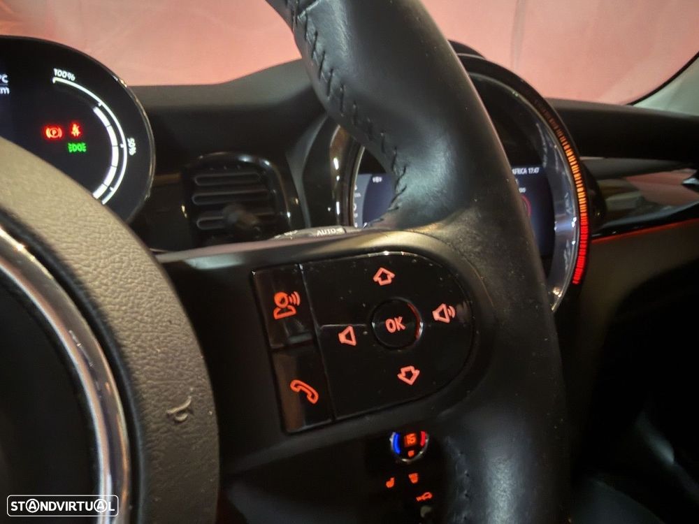 MINI 3 Portas Cooper SE Premium Essential - 21