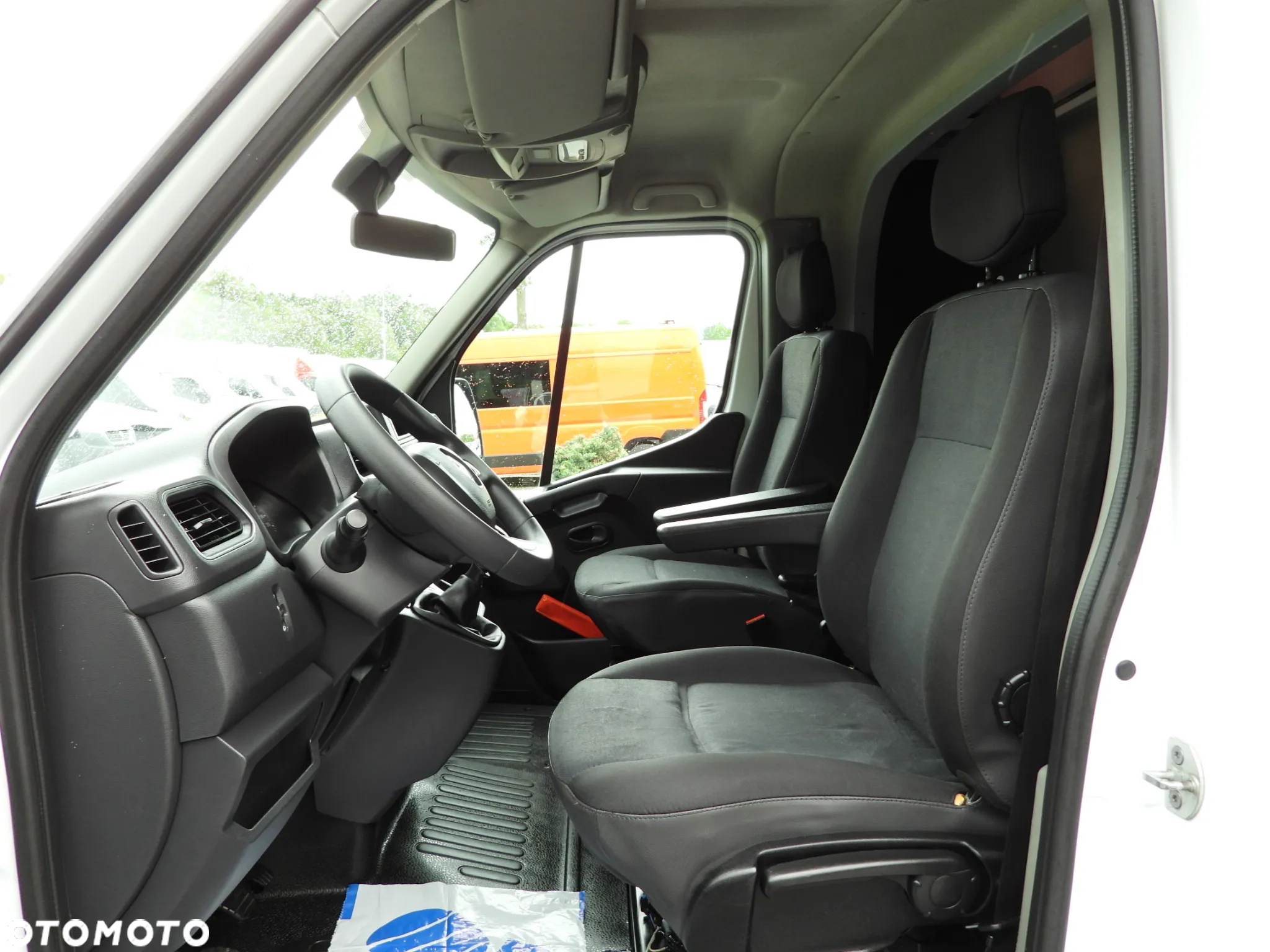 Renault MASTER  PLANDEKA 8 PALET WEBASTO TEMPOMAT LEDY PNEUMATYKA KLIMATYZACJA 165KM [ 416220 ] - 28