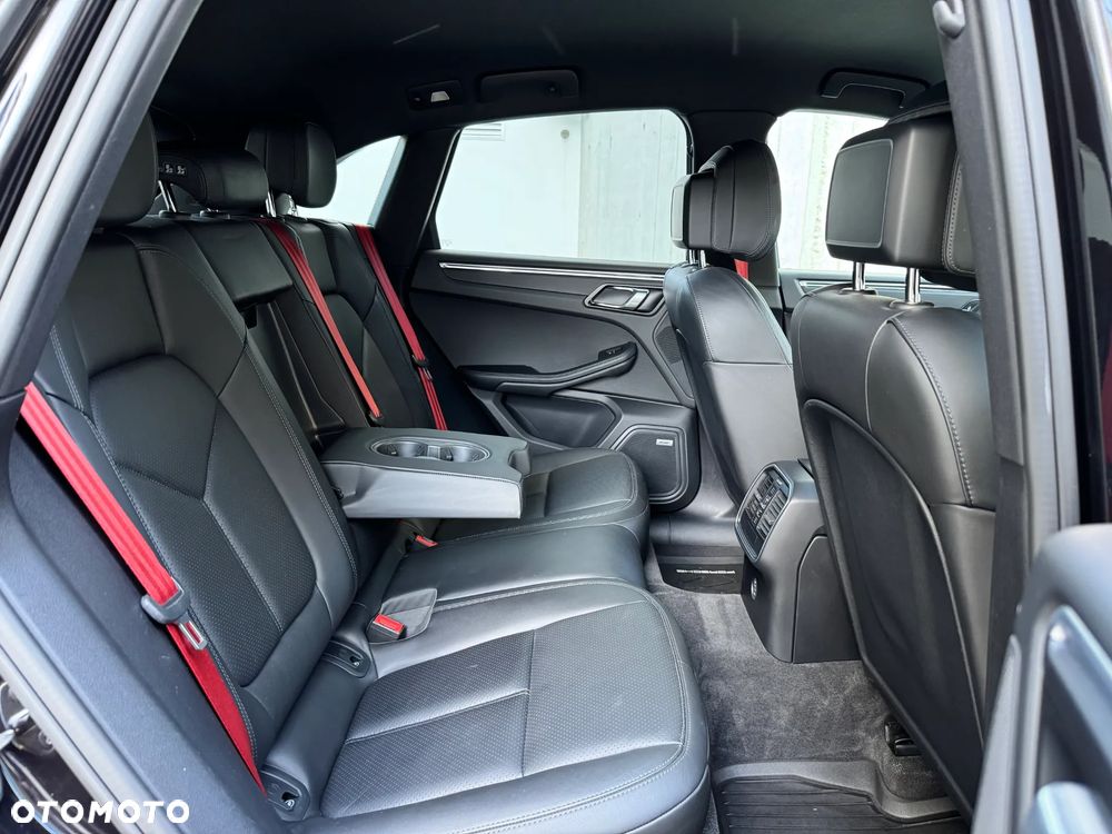 Porsche Macan Standard - 15