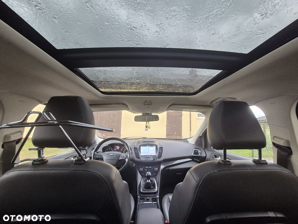Ford Kuga - 8