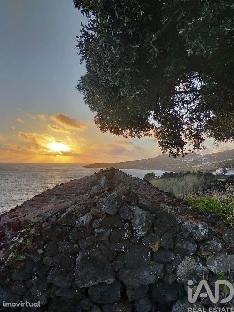 Casa / Villa T2 em São Caetano de 104,00 m2 - Grande imagem: 2/27