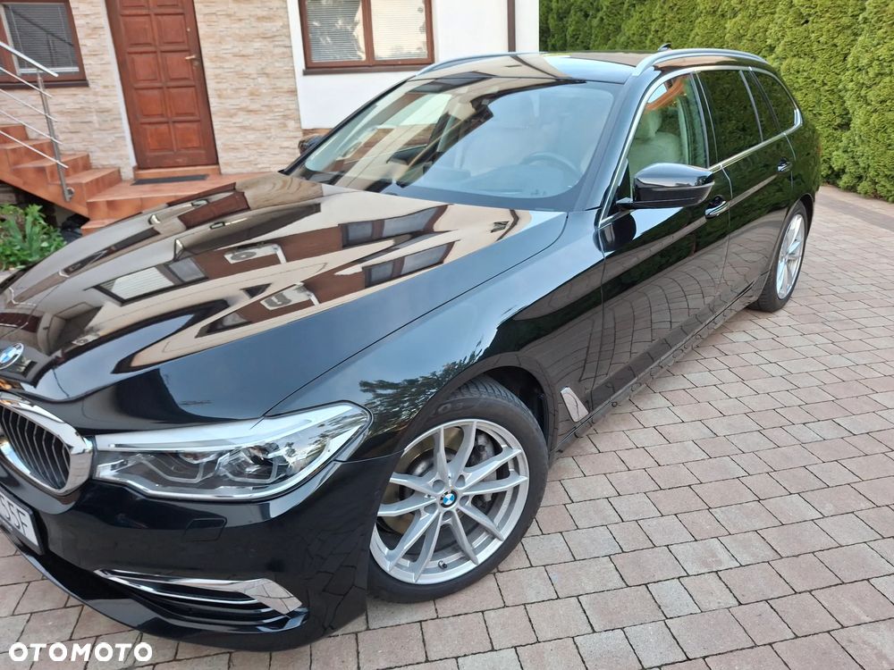 BMW Seria 5 530i Luxury Line - 3