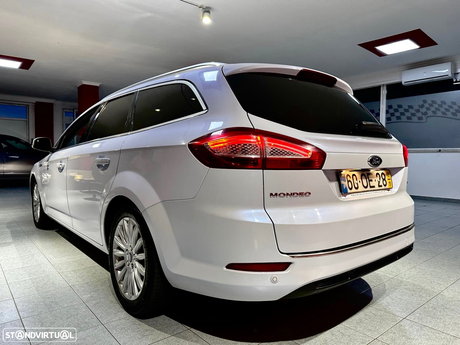 Ford Mondeo SW 1.6 TDCi Titanium Business - 4