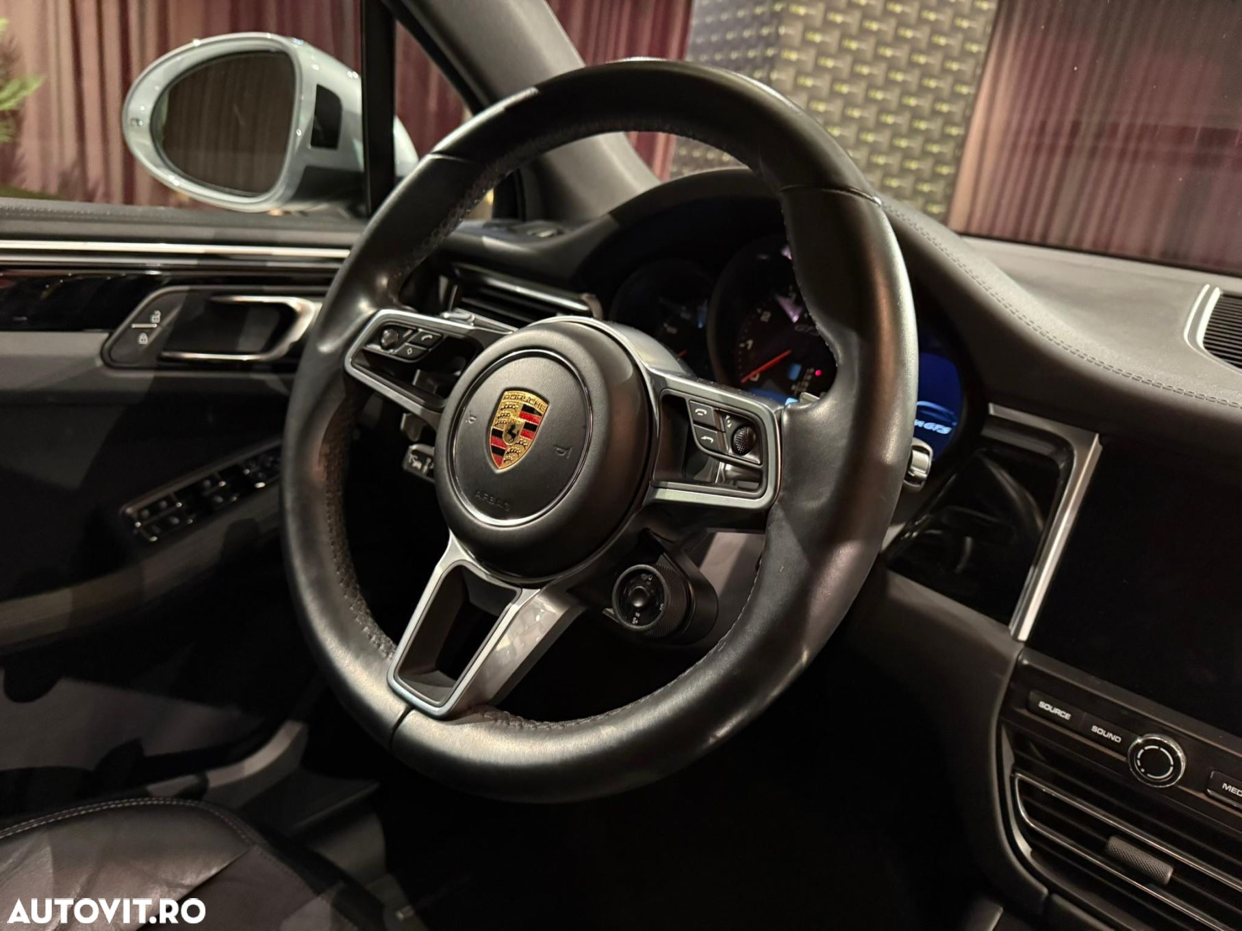 Porsche Macan - 19