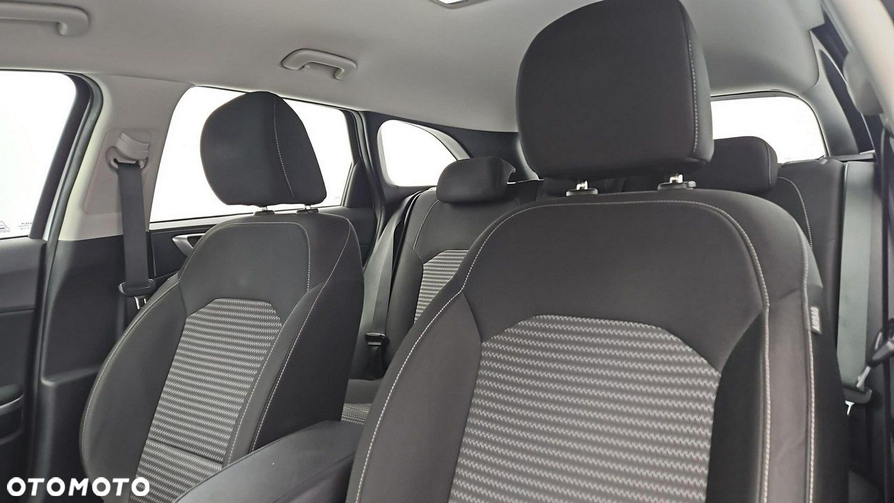 Kia Ceed 1.5 T-GDI M - 11