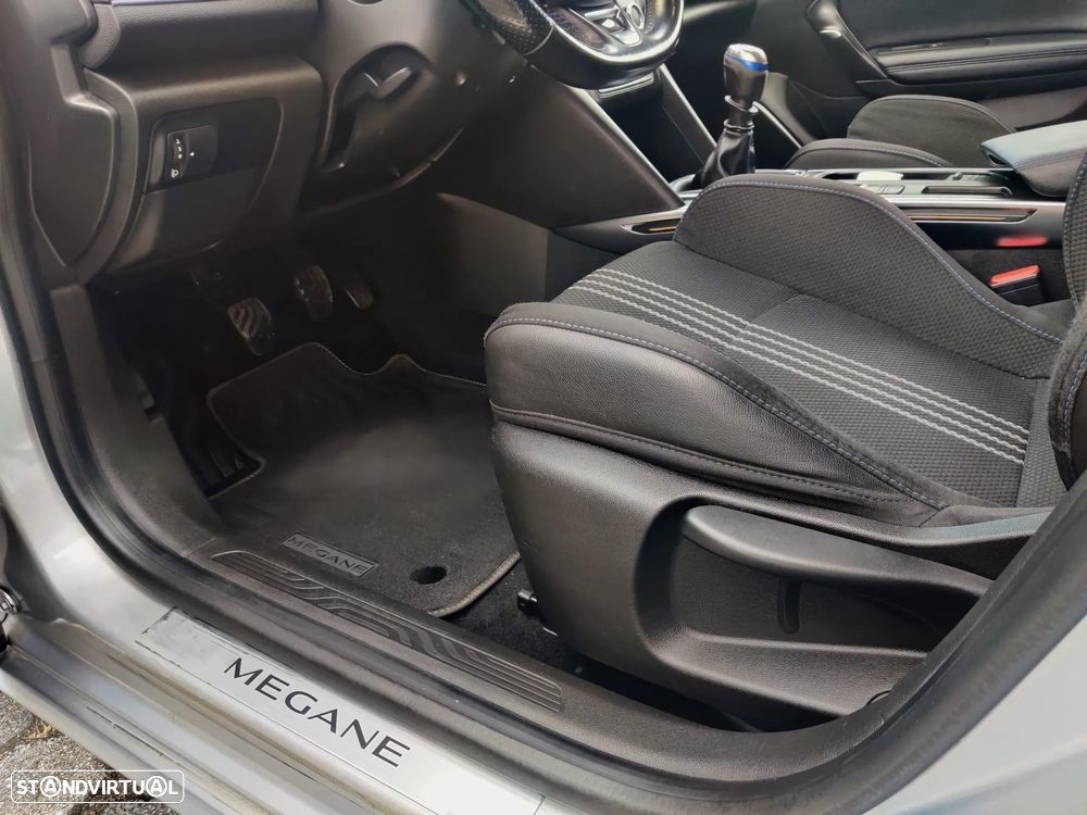 Renault Mégane Sport Tourer 1.5 dCi GT Line - 19
