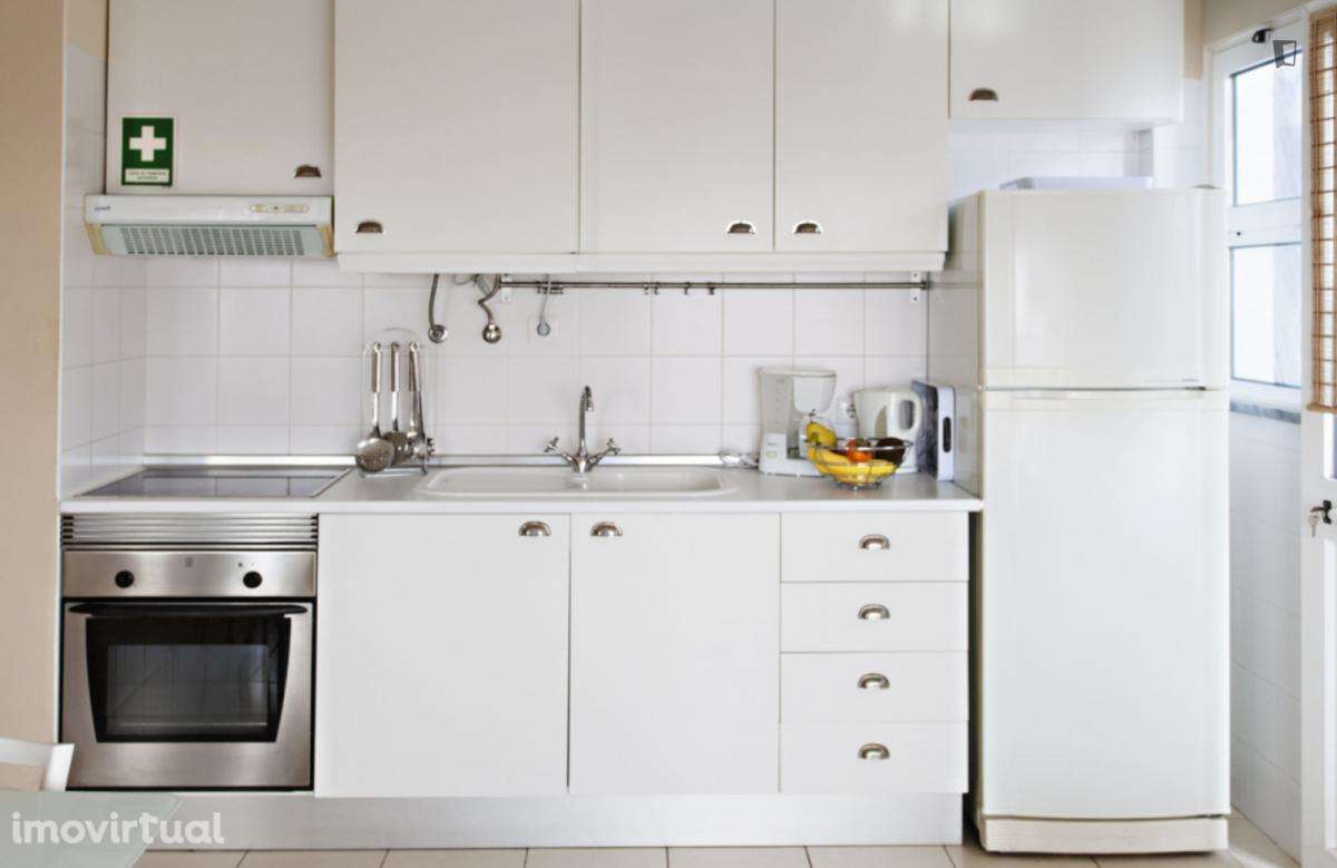 Apartamento com 1 quartos - localizado em Faro - Grande imagem: 2/7