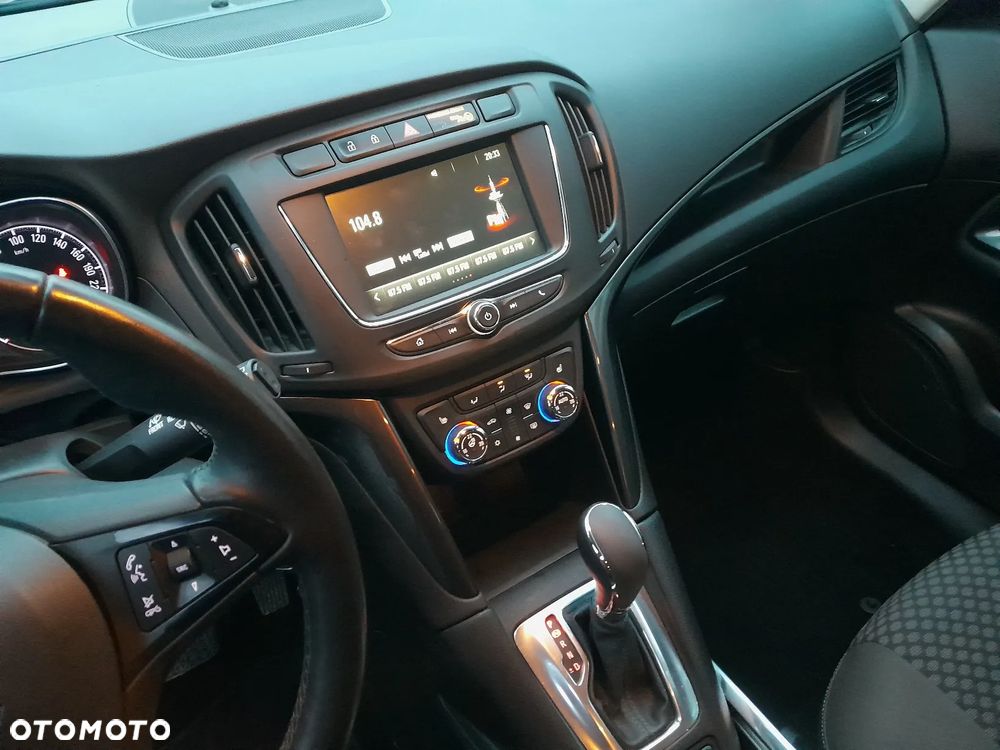 Opel Zafira 1.4 T Cosmo - 11