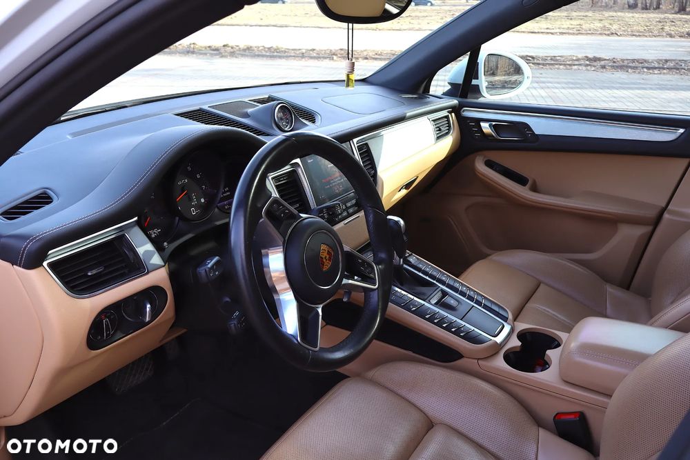 Porsche Macan GTS - 7