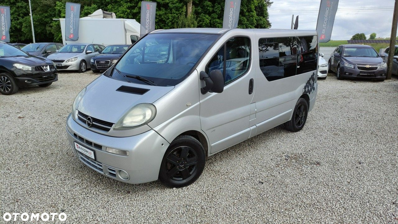 Opel Vivaro - 18