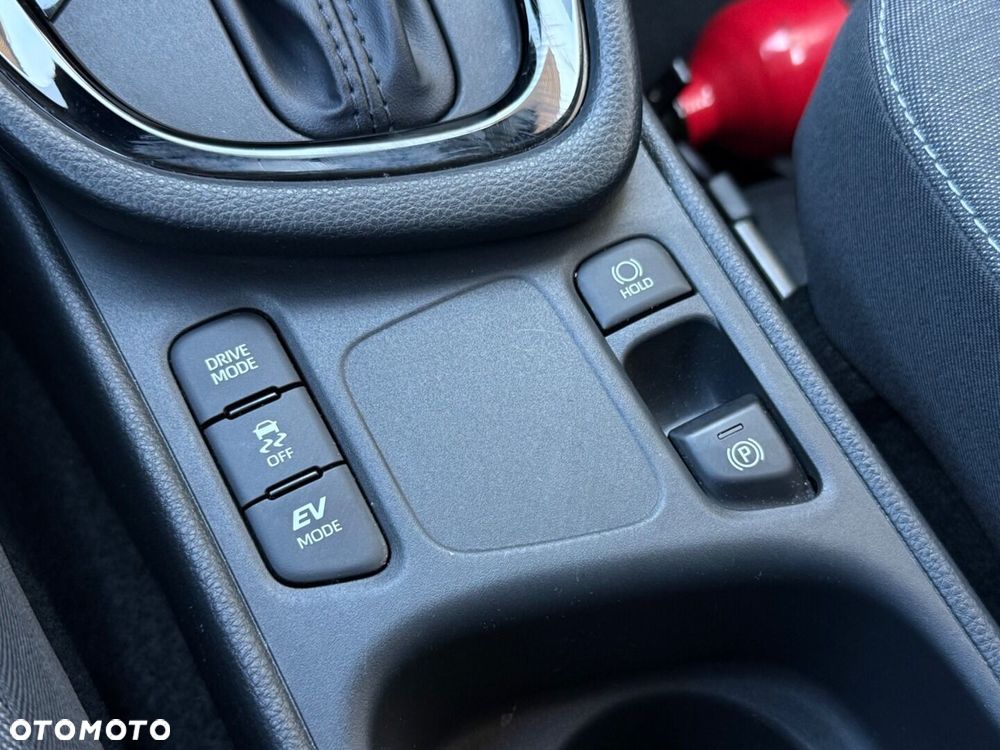Toyota Yaris Hybrid 1.5 Style - 23