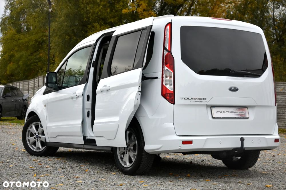 Ford Tourneo Connect - 10