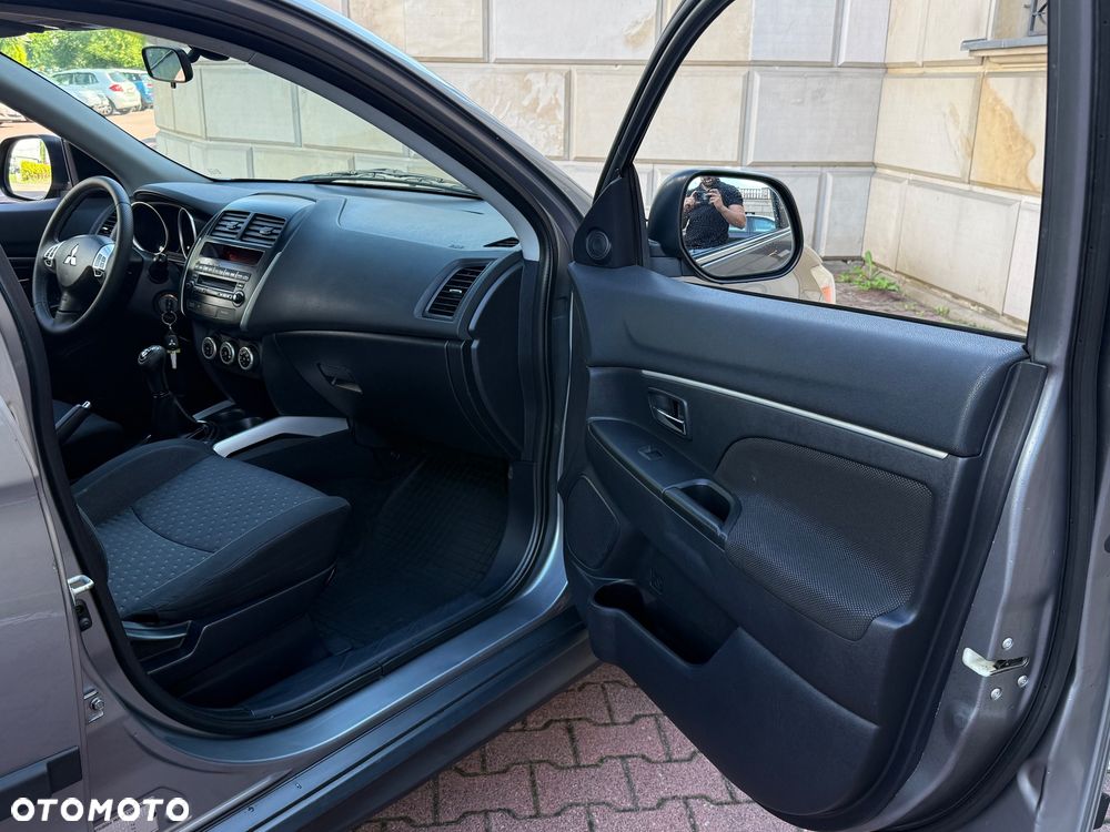 Mitsubishi ASX - 37