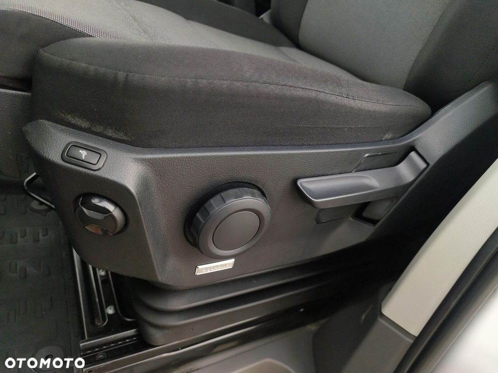 Volkswagen Crafter 35 Podwójna kabina - 11