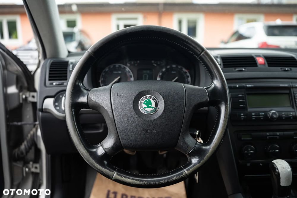 Skoda Octavia - 3