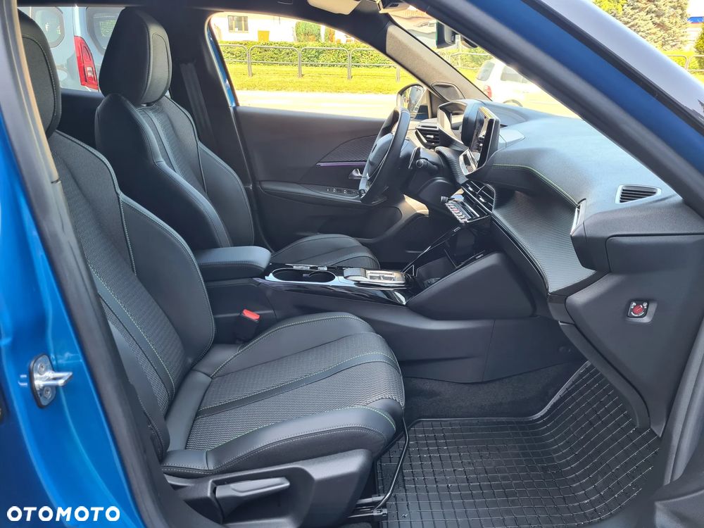 Peugeot 2008 1.2 PureTech GT S&S EAT8 - 21