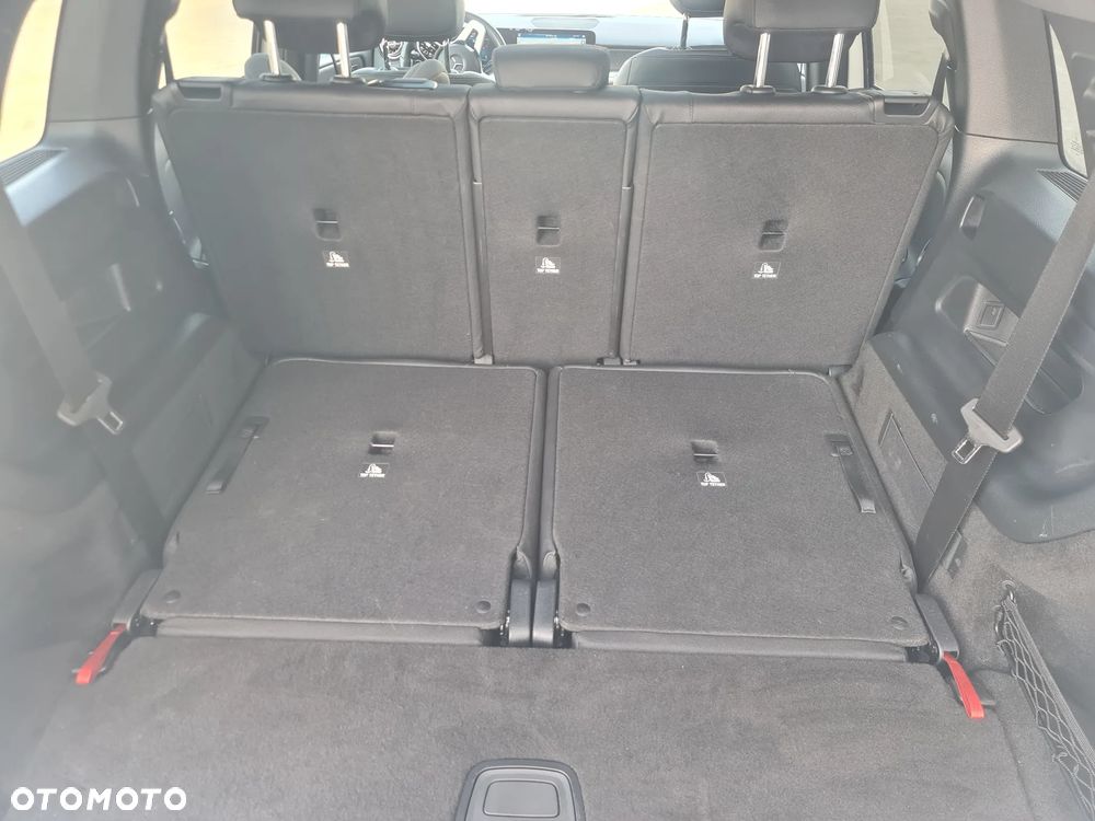 Mercedes-Benz GLB 250 4Matic 8G-DCT Special Edition - 12