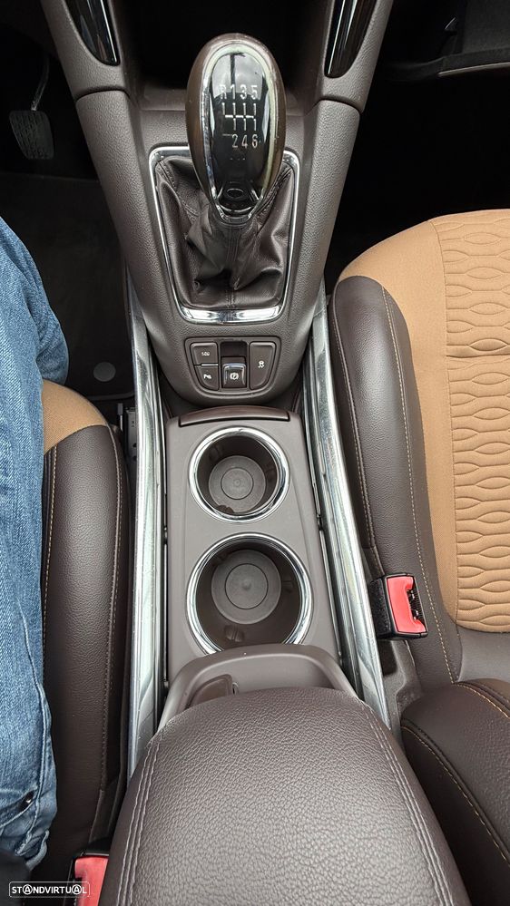 Opel Zafira 1.6 CDTi Executive - 37