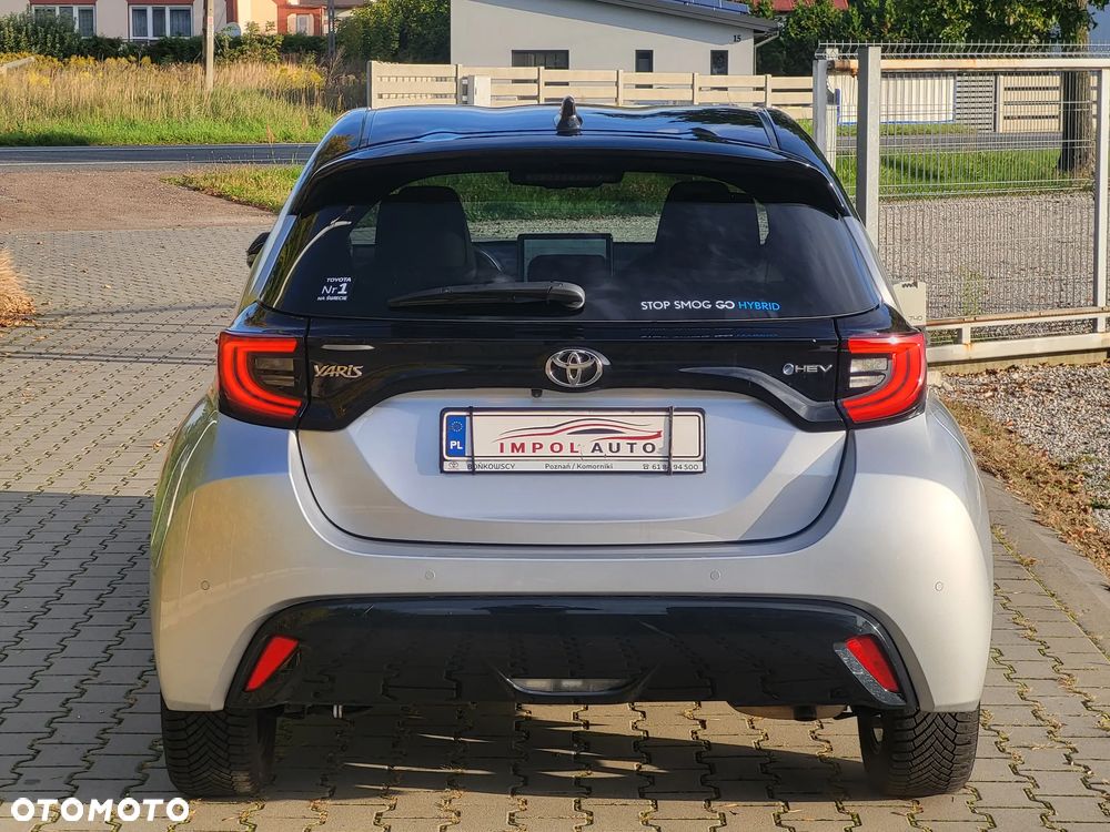 Toyota Yaris Hybrid 1.5 Premiere Edition - 3