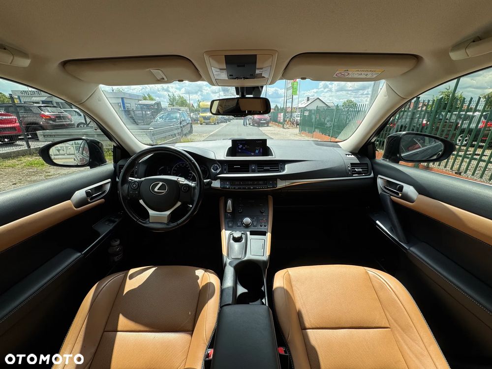 Lexus CT 200h Executive Line - 16