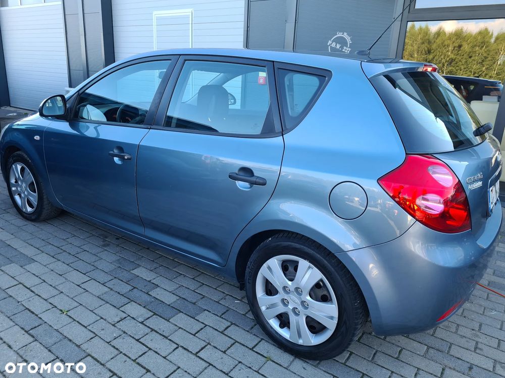 Kia Ceed 1.4 CVVT Attract - 15