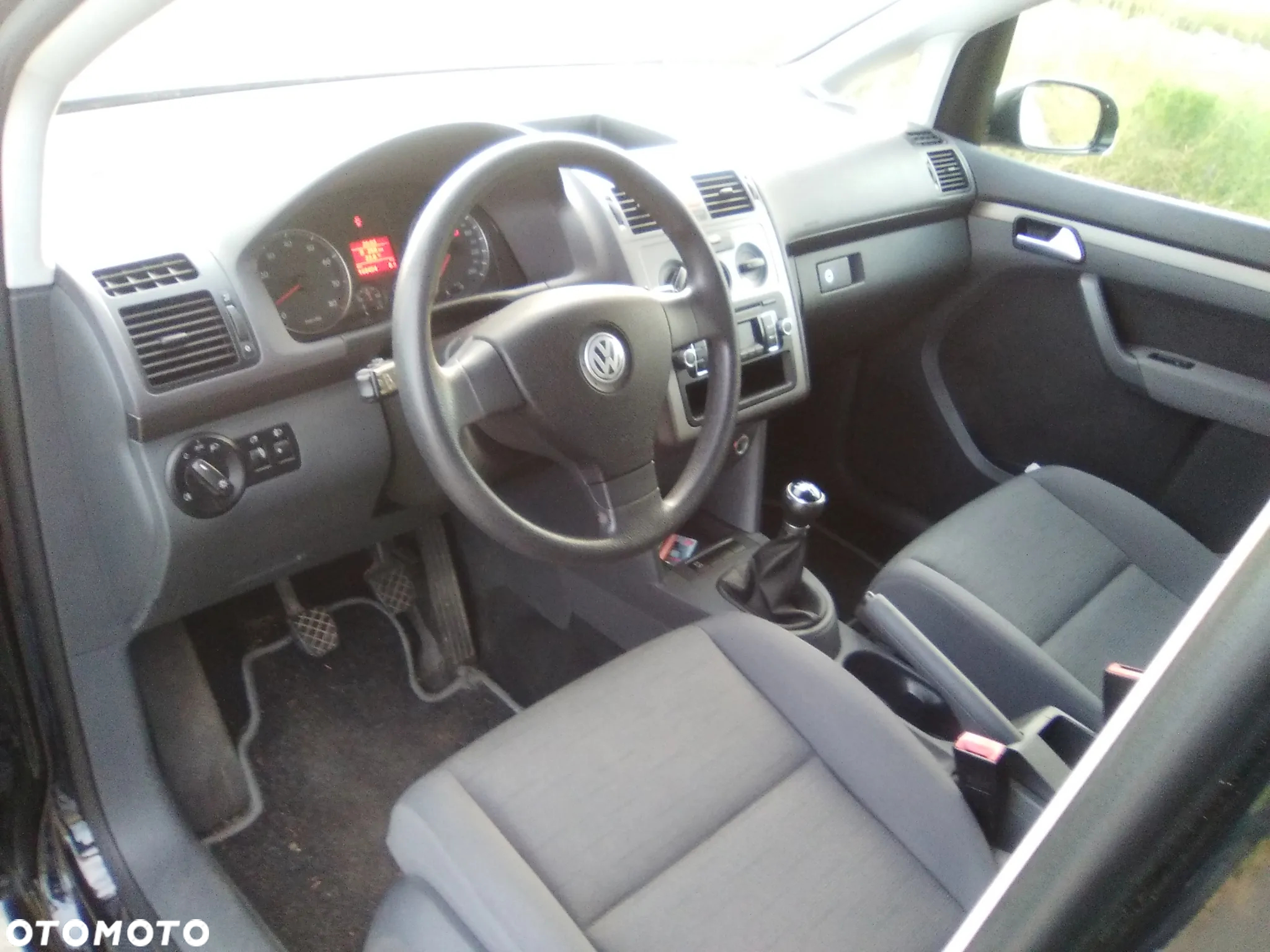 Volkswagen Touran 1.6 Trendline - 8