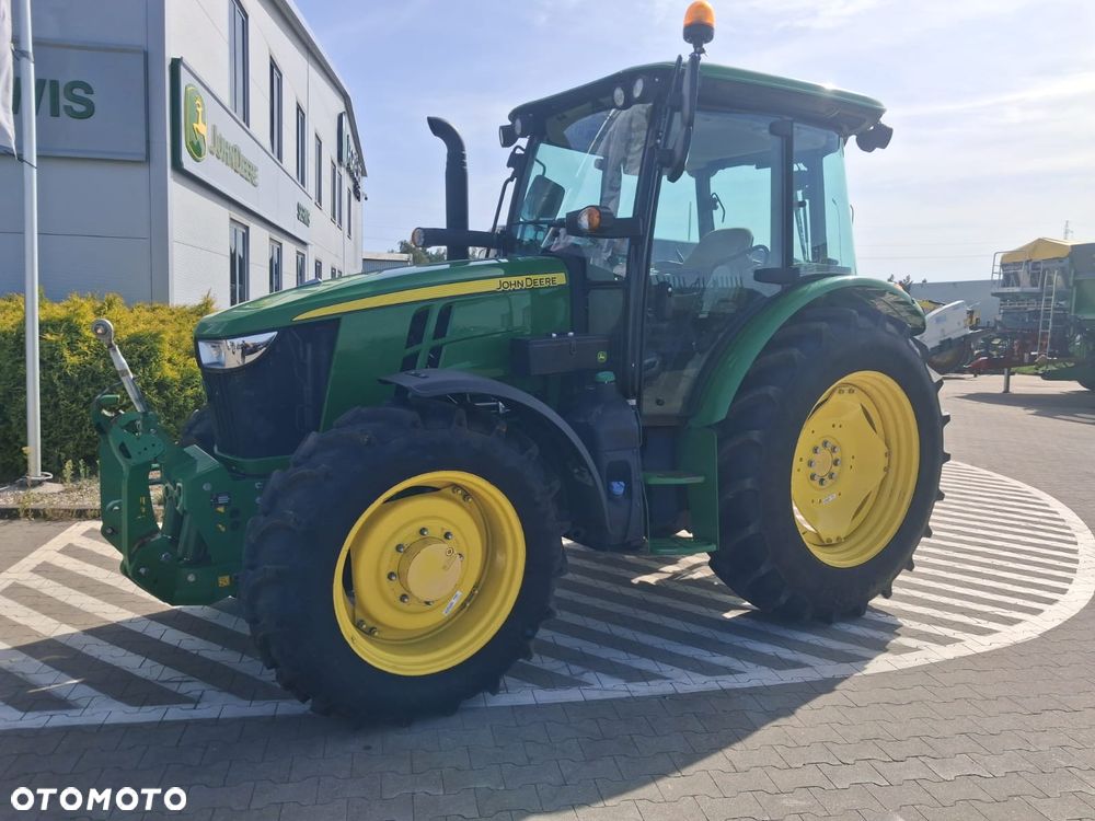 John Deere 5100M - 8