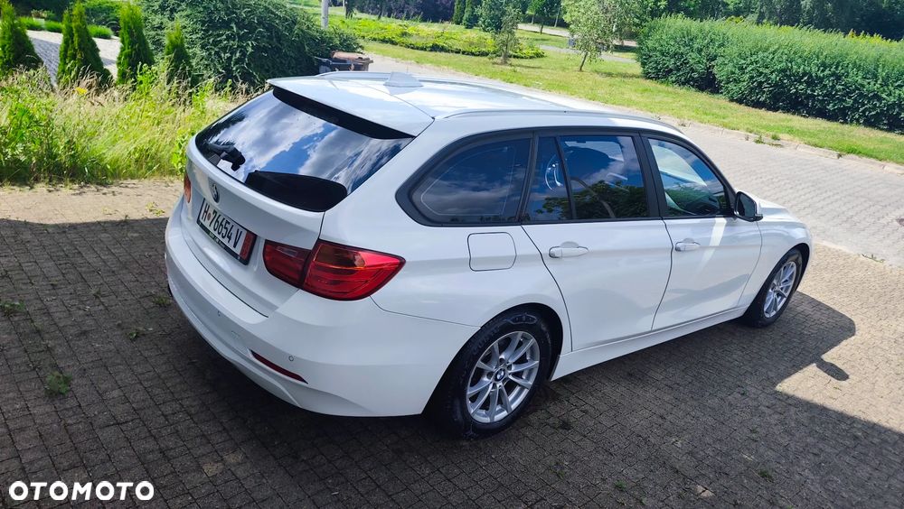 BMW Seria 3 - 22