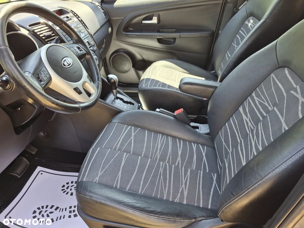 Kia Venga 1.6 CVVT Automatik Dream Team Edition - 12